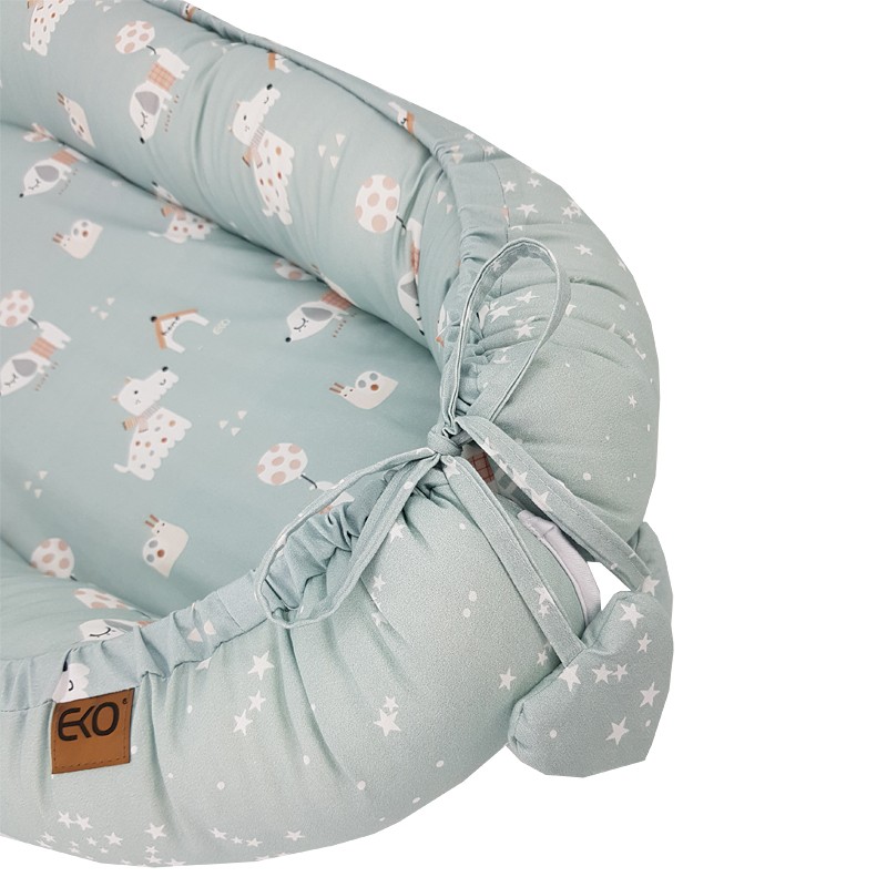 EKO Kétszínű pamut babafészek Dogs Stars Mint 90x60 cm termék 2. képe